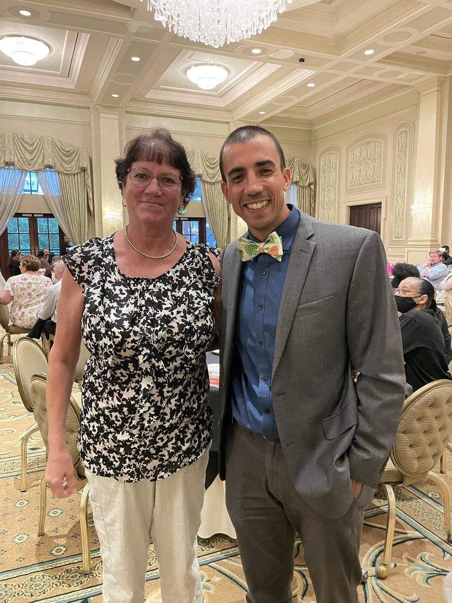 DavidJGaudet's tweet photo. An honor to spend the evening with @OakviewElem Instructional Assistant of the Year @doddfam! https://t.co/aXQJMPlg9S