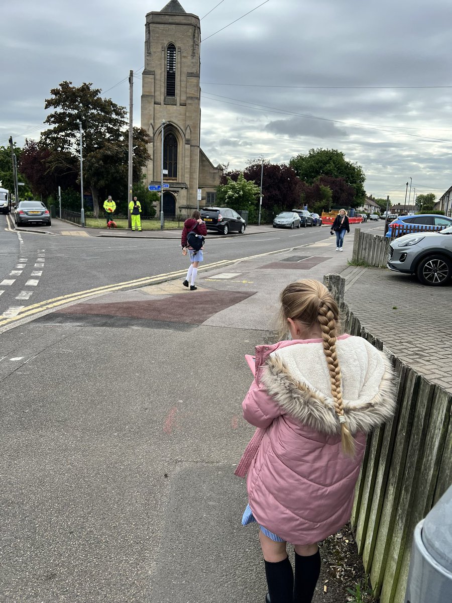 FrancescaKerr18's tweet photo. Today Robyn drew a map of our journey. Past the tree, by the church all the way to school @MrsDulwich @GoresbrookSc https://t.co/HgHLOrXnkC
