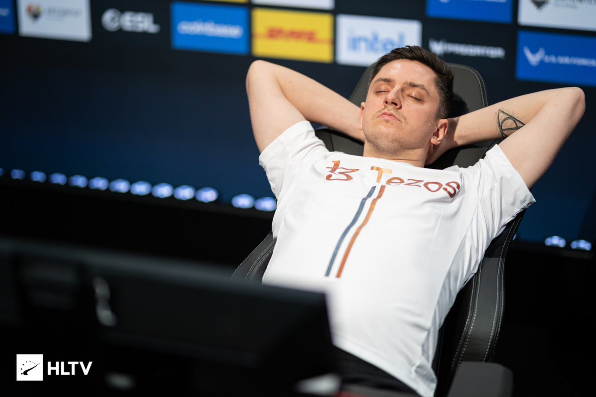 brokucs's tweet photo. Finally we got a full roster. https://t.co/zufqwa0m1z