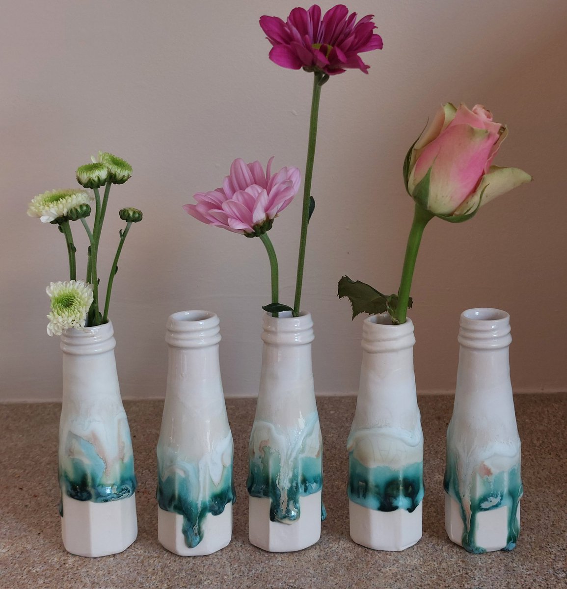 Ketchup portion bottles. Before sachets of sauce, fast food restaurants had mini ketchup bottles. Showing this weekend with more art and craft <a href="/BSPahoy/">beachshackproject</a> <a href="/artistshouses/">Artists Open Houses</a>
#Brighton #ArtistOnTwitter
#ketchup #bottle
#food #history #fastfood #Tomato #vase #Flowers