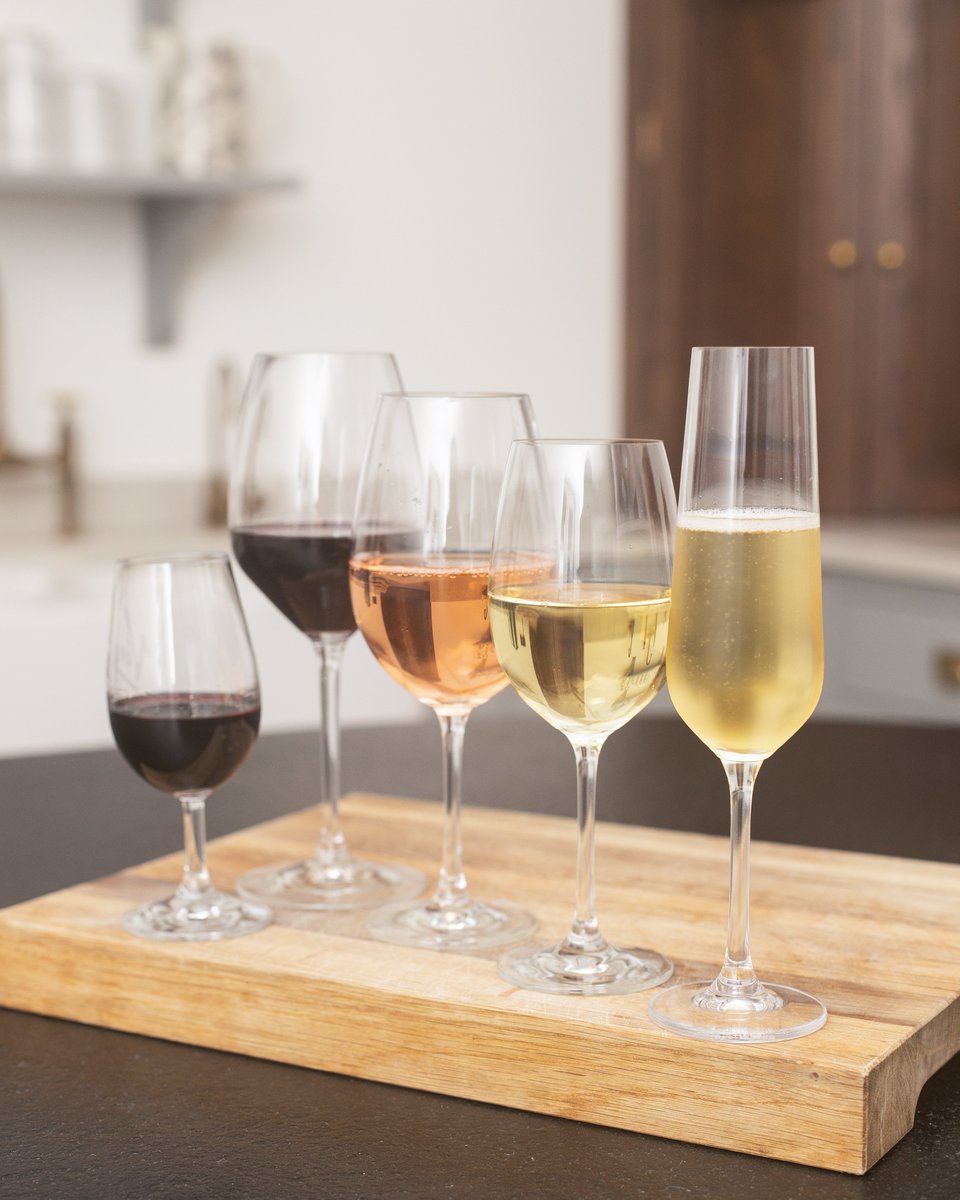 It's #NationalWineDay today!🍷Along with our friends at @virginwines we're treating you to 20% off all Virgin Wines on the Moonpig website using the code: CHEERS20
Shop now: bit.ly/TW_VirginWines