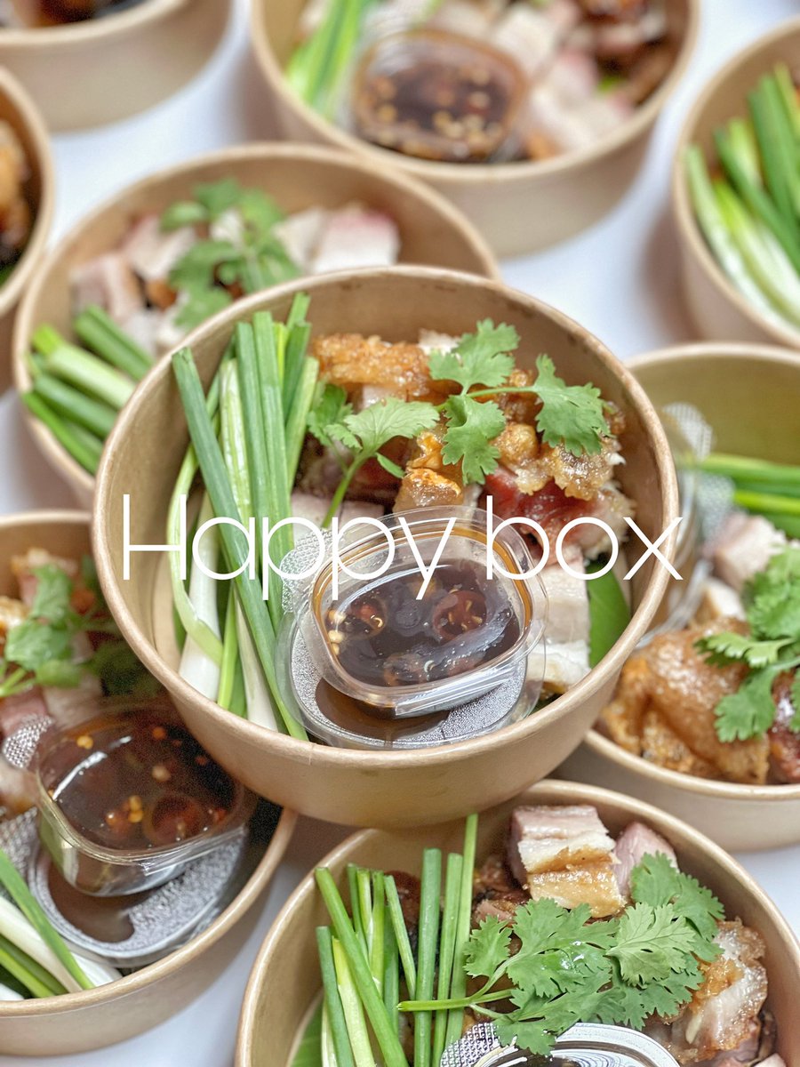 Thank you very much for the order from <a href="/kazux4649/">kazu☆彡</a> for N’Gulf <a href="/gulfkanawut/">gulfkanawut</a> 

Hope you and your team enjoy our meals ❤️❤️❤️

ทานให้อร่อยะนะคะ🙏🏻😊

#GulfKanawut
#PhiBalls
#ลูกบอลของคุณบิ๊กกลัฟ
#กลัฟคณาวุฒิ
#URMyMakeupArtist
#มัดหัวใจยัยซุปตาร์
#ส่งกำลังใจไปกองมัดหัวใจยัยซุปตาร์