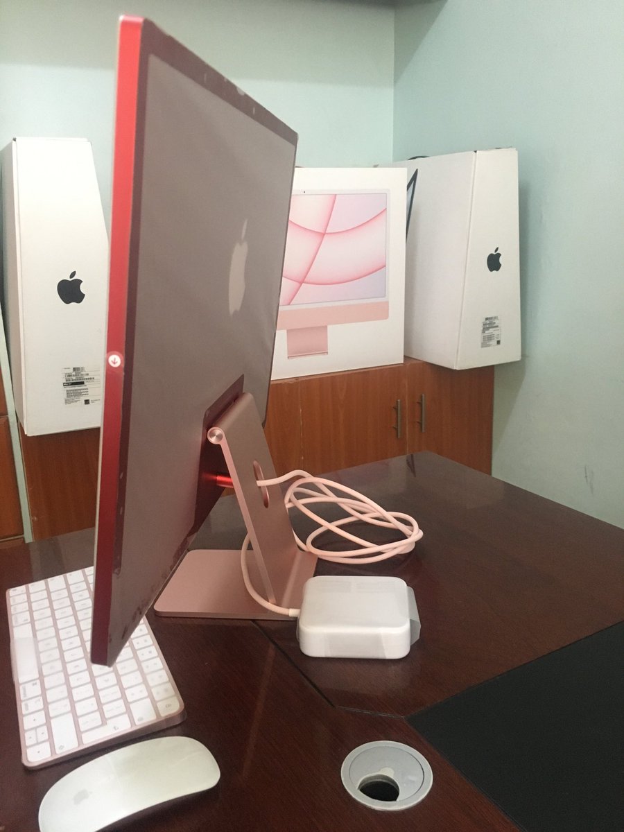 ISAACKIPKEMEI's tweet photo. Brand New iMac M1 24 inch available, place you order and we will deliver or visit our offices in @NairobiWest ⁦@Splice_ke⁩ #Weworknow #inawezekana #Wevalueyou https://t.co/nwSyBXPWry