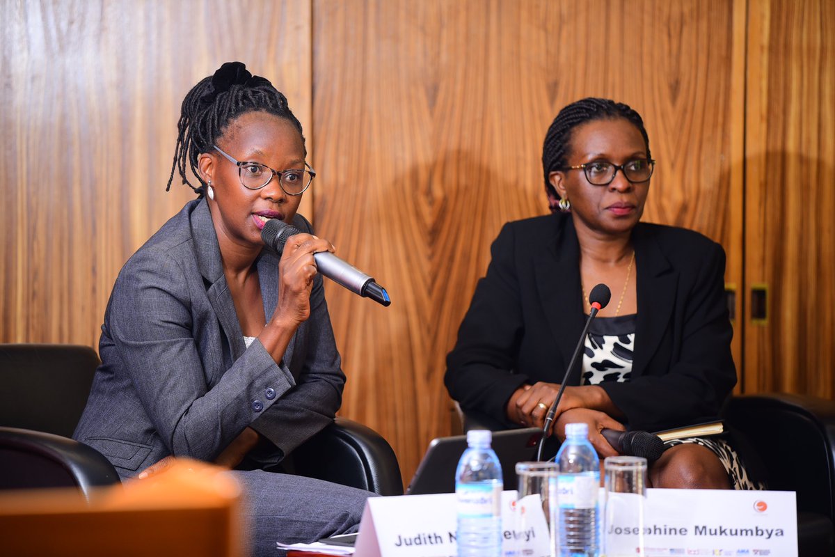ceosummituganda's tweet photo. PANEL DISCUSSION: Women’s Leadership - A driving force for change.
Moderator: @judithnamugenyi, General Manager, Internal Audit & Forenscis Services, MTN Uganda Limited.
PANELISTS:
@josephinemukumbya
@SharonTumushabe
@JuliannaKayaga
#LeanInWomenProgram https://t.co/44LqLu6umS