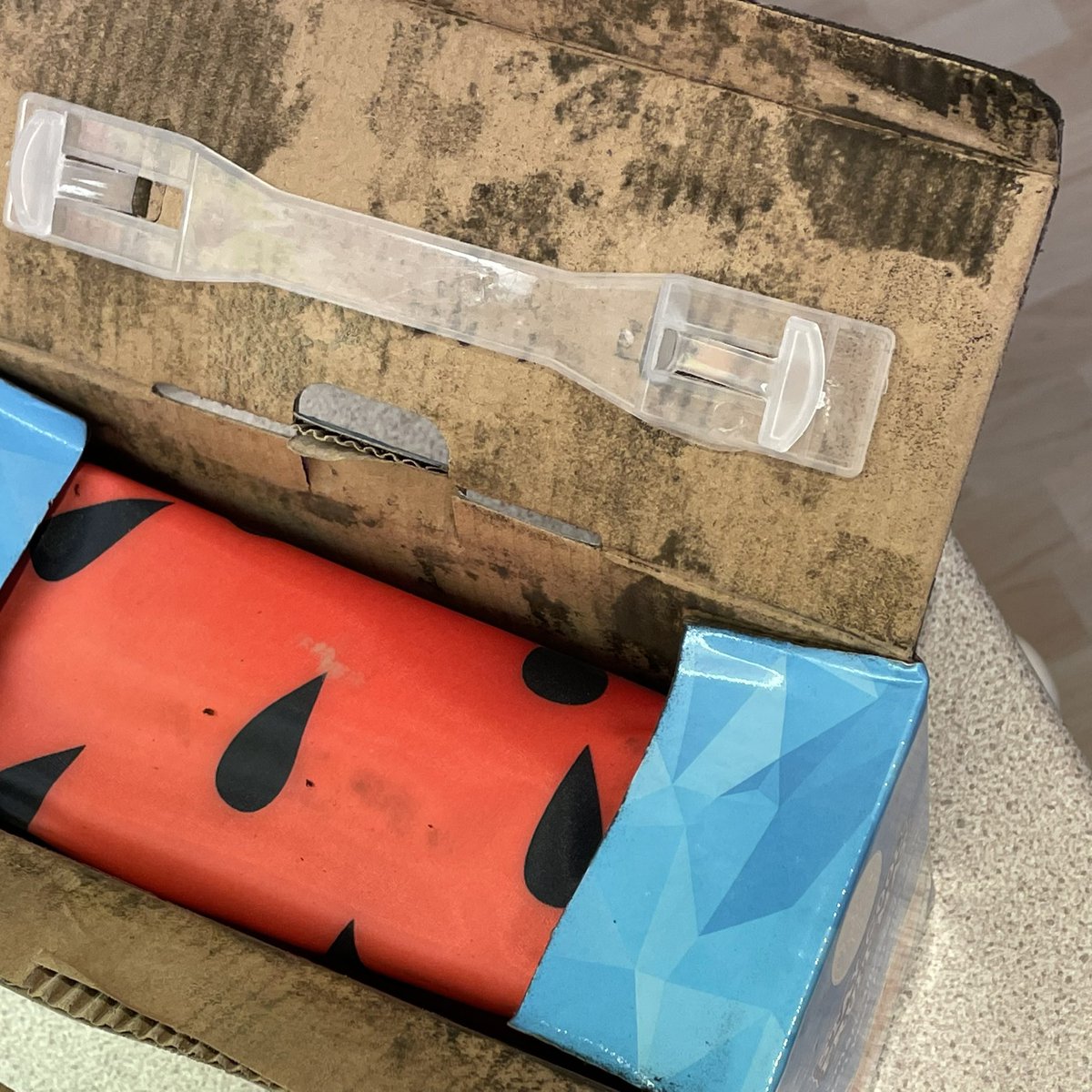 Floating_Mind1's tweet photo. @bmstores @becs3jobs Also wondering why Pet cooling mat from @bmstores has a thick layer of black mould inside the box?! No wonder my pups eyes have been gunky (box stored near his crate). Don't live near a B&amp;M, so contacted customer service who were useless. Very disappointed https://t.co/FsWO34HW1t