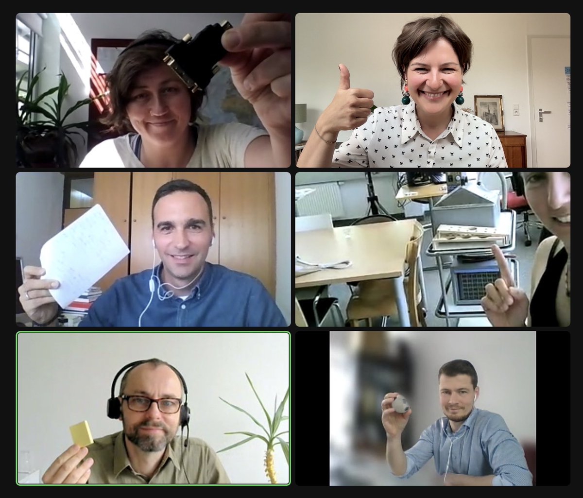 „Find an object that represents your most important learning of today.“ Training future virtual hosts for the #COSTAction ⁦<a href="/Geothermal_DHC/">COST Geothermal DHC</a>⁩ from Austria, Germany, Montenegro and Latvia. Always great to work with engaged members of the ⁦<a href="/COSTprogramme/">COST</a>⁩.