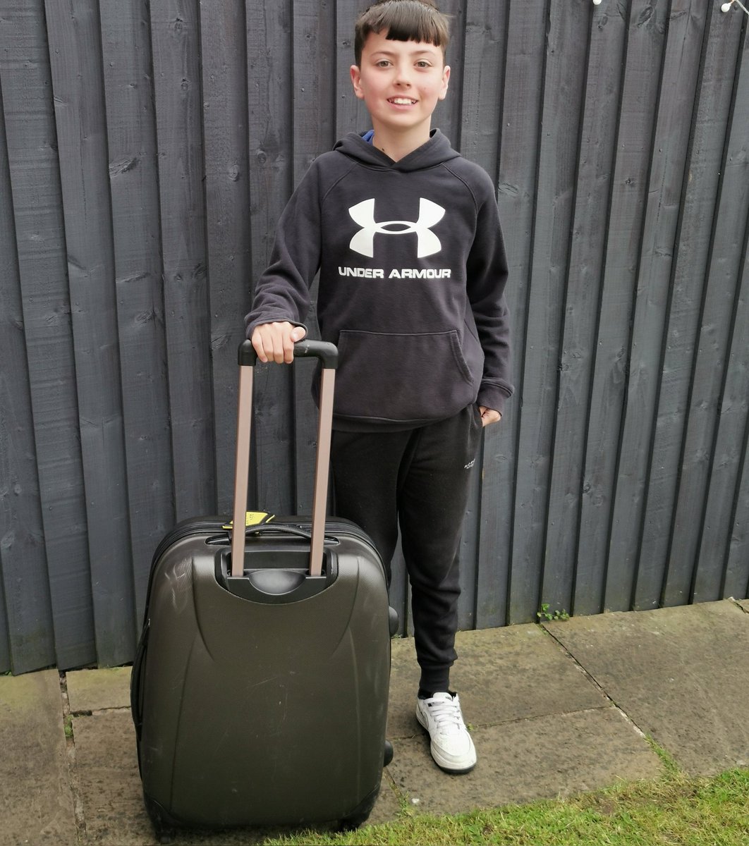 AlexBullock2010's tweet photo. Ready for my Year 6 school residential for the next 3 days. Looking forward to it. @Ezzyb36 @SophieBullock1
#schoolresidential #schooltrip #activities #fun #disco #abseiling #canoeing #kyaking #ziprope #sleepover #excitingnews #year6 https://t.co/JtHwSRalaT