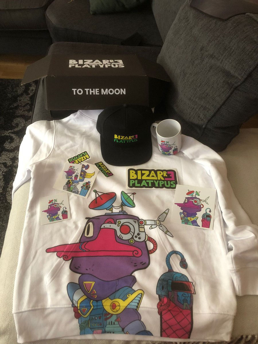 BLJ_Z3's tweet photo. Just got my package from @BizarrePlatypus with my very own BP nft on it. Everything looks amazing and the quality is top notch. 😍🔥🚀#Solana #SolanaGiveaways https://t.co/eqgUdNRsgb