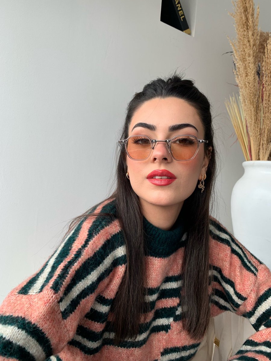 ee havalar ısındığına göre içinizi ısıtıcak bir gözlükk 🧡🧡🧡🧡