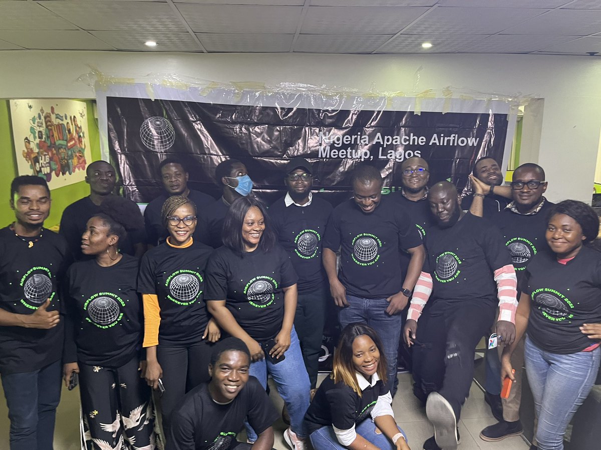 @AirflowSummit Lagos in-person event went well! Thanks to our sponsors @AxiomFM and @astronomerio for the amazing opportunity 
#airflowsummit2022 #opensource #Nigeria @ApacheAirflow  @Egbosikelechi @Blackz_Tiger @iamchungus_ 🔥🔥🔥🔥