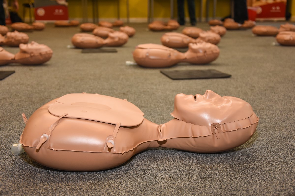 YorksAmbulance's tweet photo. In October we'll once again be marking Restart a Heart Day by visiting hundreds of school across Yorkshire to teach CPR.

Visit the website to learn more ➡️ https://t.co/lpOXOAQFEv https://t.co/QmJst3pk7d