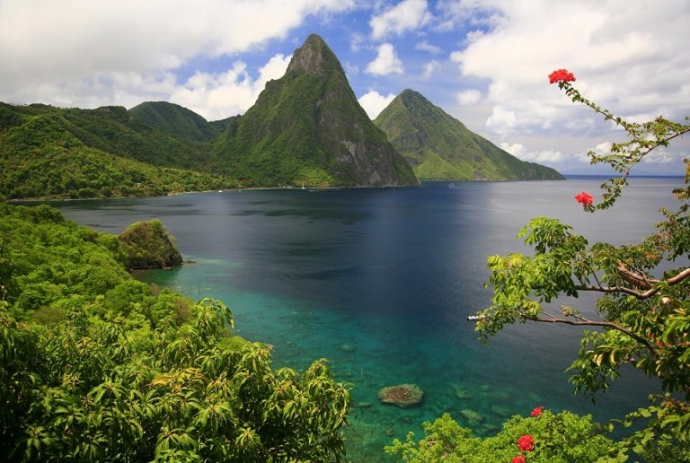 Travitinerary's tweet photo. St Lucia 🇱🇨 https://t.co/N5eM6becuQ
