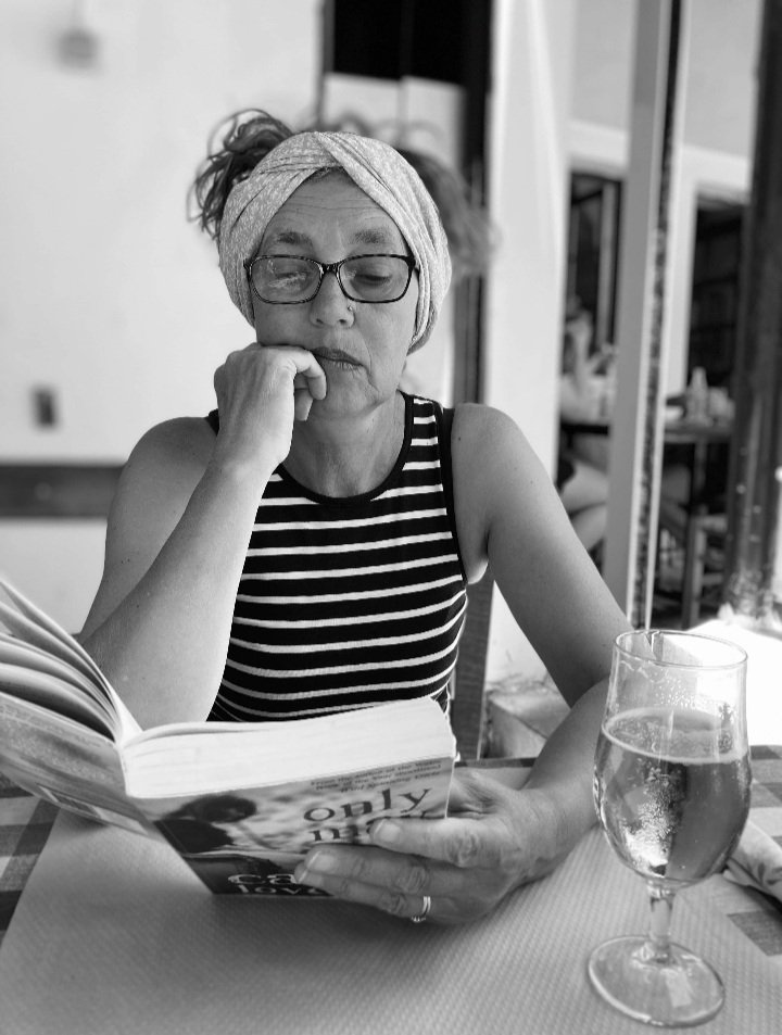 carollovekin's tweet photo. 'Finished.
It's just brilliant.
Well done Moth.'
~ @LolaDakota1*
#OnlyMay #OnTour #Corfu #BeachReadReady @honno
*My best girl https://t.co/706A6Lyzyx