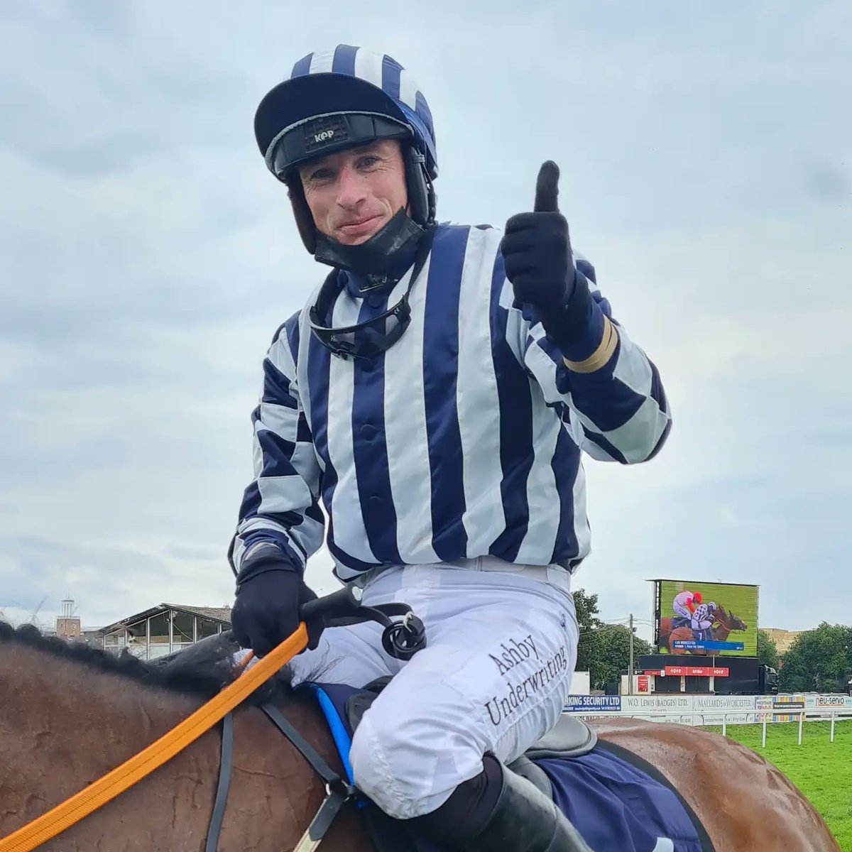 Robert Stephens tweet media