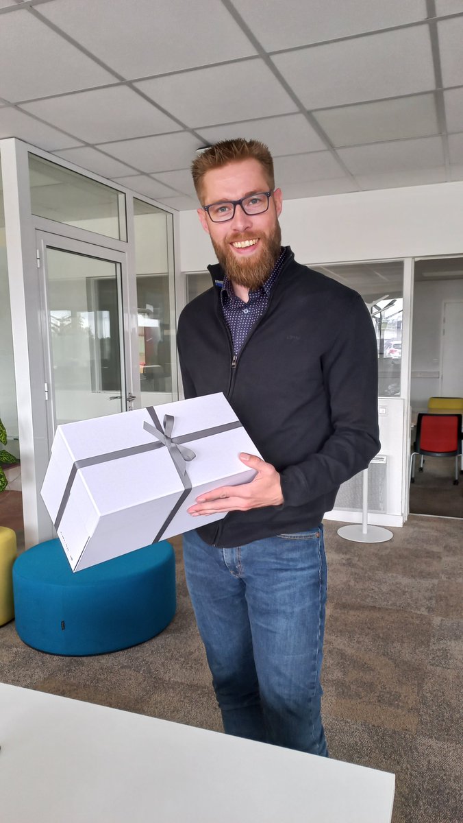 I received my #BMWPeggy ! Thanks BMW, I'll take care of him ^^