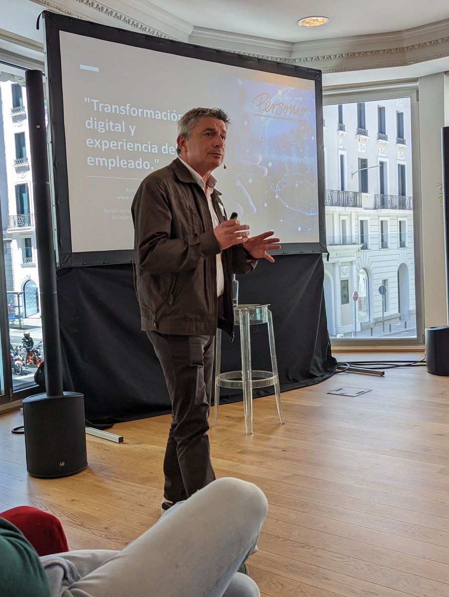 Hrider360's tweet photo. Es el momento de escuchar al gran Ximo Salas @xsalas en #HUGdigital y aprender más sobre #TransformaciónDigita y la experiencia del empleado: https://t.co/dzsMZaCMvH