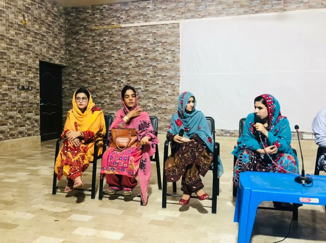 mahin_baloch's tweet photo. Some glimpses of the screening Of
"The Mirror Of Life"
Which was held at RCDC GWADAR BALOCHISTAN on 22 may 2022.
The film was directed by Mahin Wahid Baloch ❤️
#mahinwahidbaloch
#workforchange
#mistaghfoundation
#firstfilm https://t.co/J9WVqSFBzN
