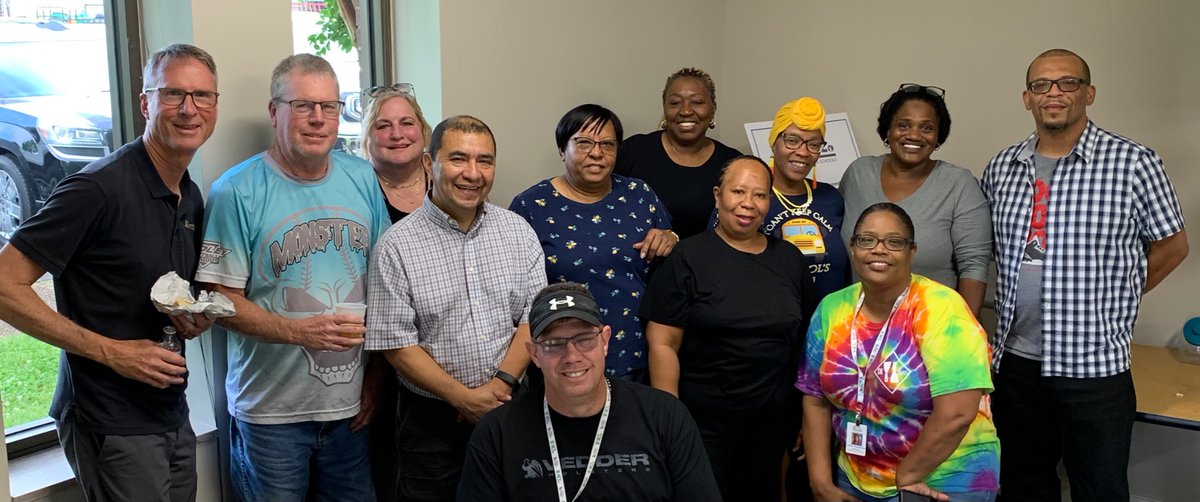 FSSDSchoolBus's tweet photo. Members of the @franklinspecial #TeamYellowBus gathered for breakfast this morning to mark the end of the school year. We are so blessed and grateful to have these professionals, who work so hard for our students’ safety and success. #FSSDProud #SafetyIsJob1 https://t.co/5cAfORfo5Z