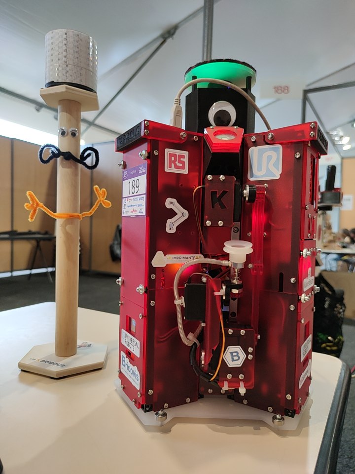 barbatronic's tweet image. On est homologué ! 🥳
@LesKaribous @CoupeRobotique #cdr2022