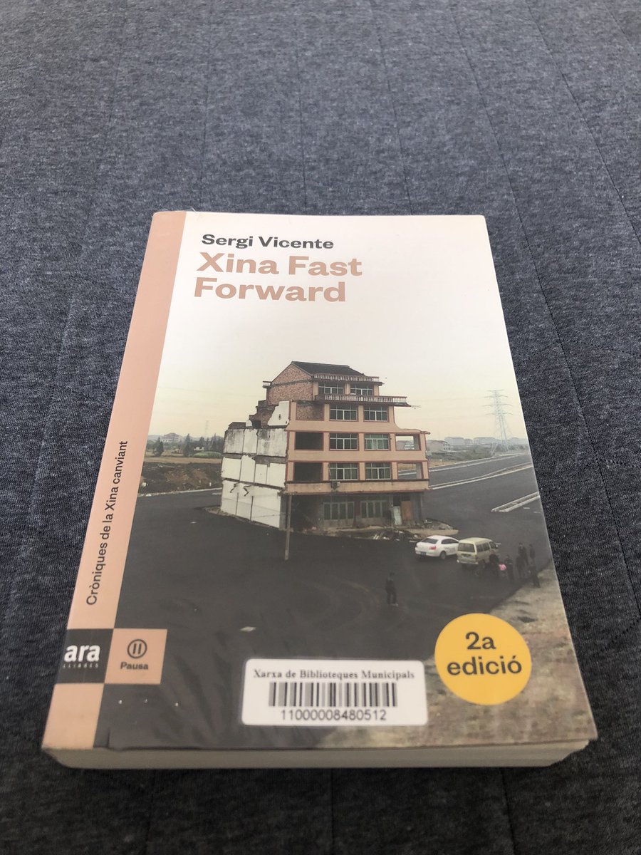 allobetm's tweet photo. L'experiència de viure a la Xina és impossible que et deixi indiferent. Gràcies @sergivicente per escriure un llibre tan interessant i clau per entendre aquest país i com algú pot fer-s'hi un lloc. #XinaFastForward molt recomanable! https://t.co/H0BbN1IFdB