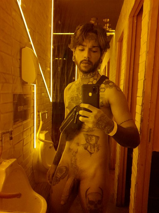 Victor Shawer's pics and videos FTm4GNeXsAUgEDS jpg:small preview