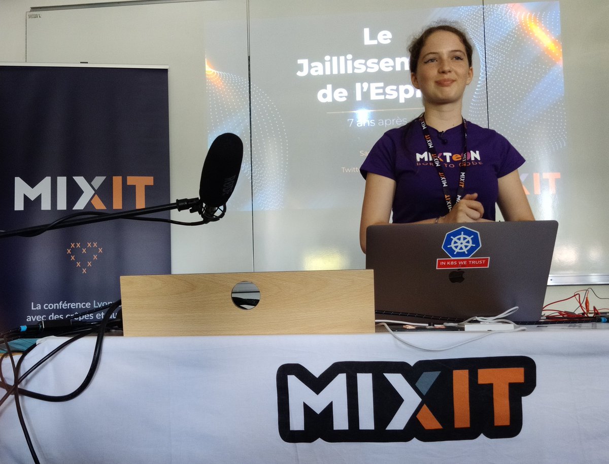 Super conf @mixitconf de <a href="/Saskia_Blanc/">Saskia Blanc</a> ! Inspirant 👏 <a href="/sebi2706/">Sébastien Blanc 🇪🇺 🥑</a> la relève est assurée 🙌