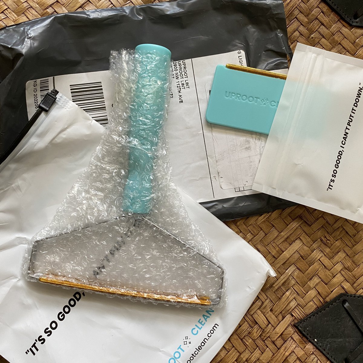 eveschaub's tweet image. When you buy a product for the EXPRESS PURPOSE of eliminating unrecyclable waste &amp;amp; it shows up Like This: a nightmare of single use plastics #UGH #rethinkpackaging @BeyondPlastAct #plasticpollution @UprootClean #plasticsucks