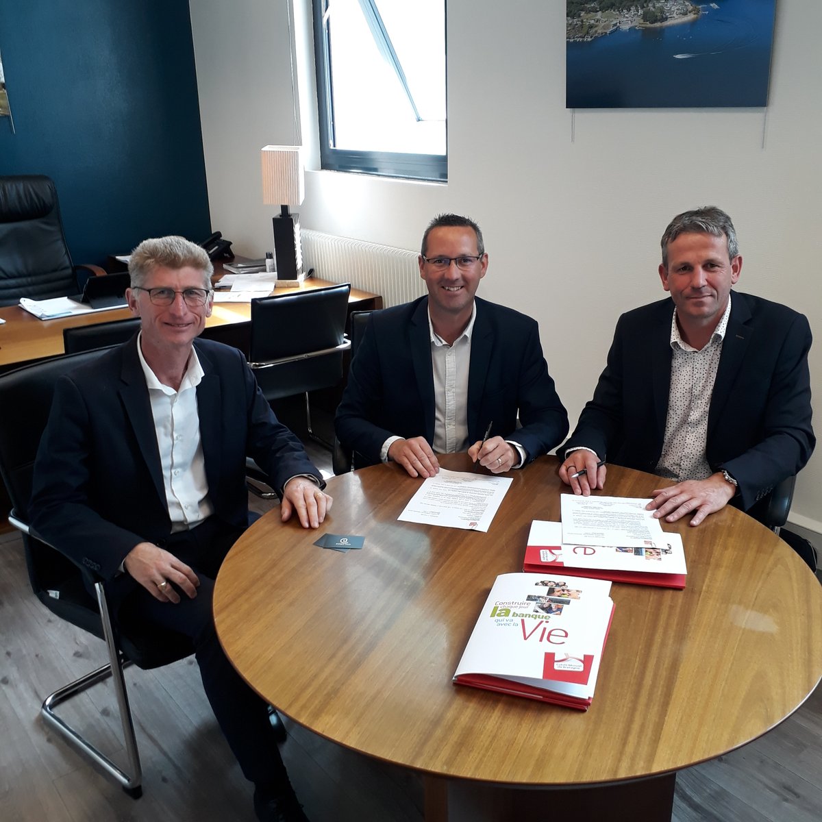 jamet (@philippejamet1) on Twitter photo La CCM de Loudéac est fière de contribuer au dynamisme de son territoire en accompagnant les projets de Loudéac communautés, notamment la construction du vélodrome et le déploiement de la fibre. @Loudeacmb @cmbretagne <a href="/panpuillandre/">Puillandre</a> La CCM de Loudéac est fière de contribuer au dynamisme de son territoire en accompagnant les projets de Loudéac communautés, notamment la construction du vélodrome et le déploiement de la fibre. @Loudeacmb @cmbretagne <a href="/panpuillandre/">Puillandre</a>