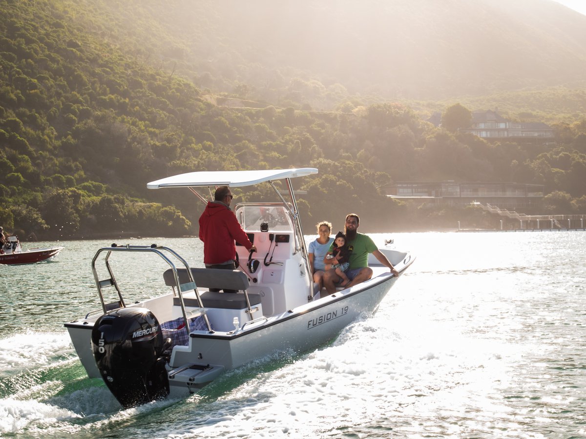 fusion_boats's tweet photo. Feel the joy of spending time with family on a Fusion Power Boat!

Contact us today to order your Fusion!

🔗 https://t.co/4mBNZE4aiC
✉ info@fusionpowerboats.com
📞 +27 44 110 0303

#fusionpowerboats #Fusion #motorboats #powerboat #design #elegance #quality #luxurylifestyle https://t.co/rLdKAKvQCF