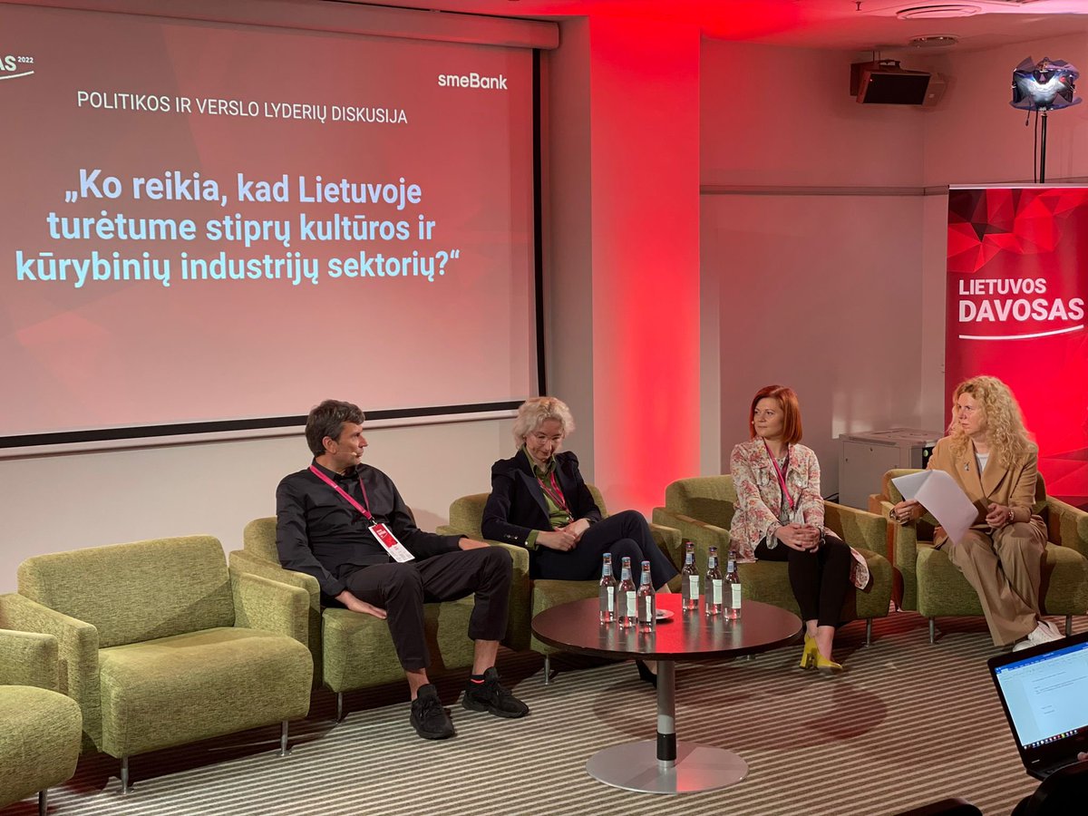 #future is #creative
How to accelerate culture&amp;creative industries? What should we learn from #startups and what is #arttech?
Finally the floor for creative economy on national economy conference 💪