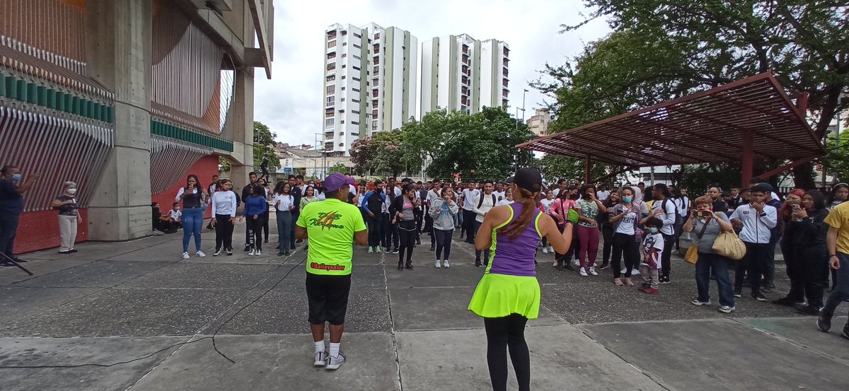 #AHORA Inces DC y Movimiento Somos Aprendices presentes en el Día Mundial del Desafio todos unidos como una gran familia.

#EstaEsLaNotaDeAhora #FormateEnElInces