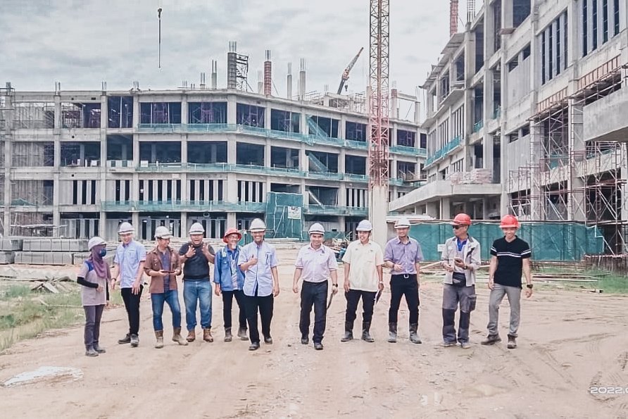 PPK1_JKR's tweet photo. 25 Mei 2022 - Pembukaan Audit SIRIM dan Pemeriksaan Tapak bagi SPKKP ISO 45001:2018 di Tapak Projek Pembinaan Bangunan Gunasama Persekutuan Kota Bharu, Tunjong Kelantan.

@JKRMalaysia @BGSTUNJONG https://t.co/R7eKzSU3bX