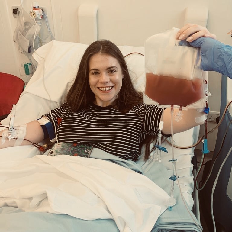 AnthonyNolan's tweet photo. “There is not a day that goes by where I do not think of the recipient and their family. Although I don’t know who they are, I feel like we have a connection – after all we do share stem cells now!"
– Olivia

Aged 16-30? https://t.co/8fq6T6fgxE 💚 https://t.co/CdhYjJzzNQ