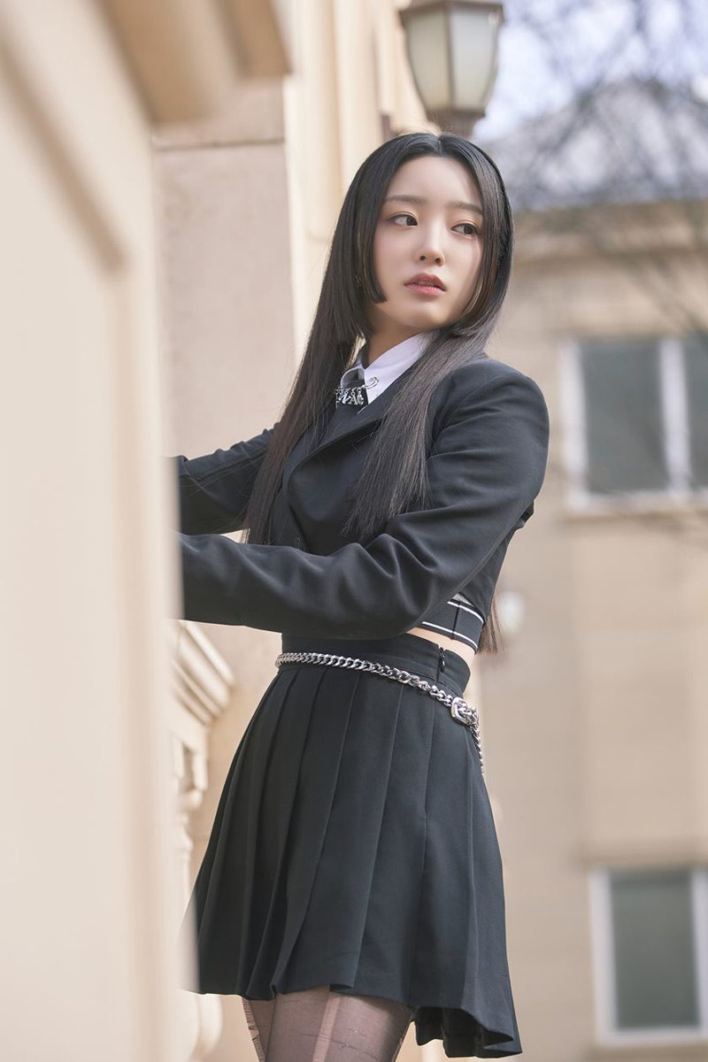 archivehina's tweet photo. into the light jacket shooting behind ⓒ genie

#LIGHTSUM #라잇썸
#히나 #HINA
#ヒナ #阳菜 https://t.co/60ItrRJpQL