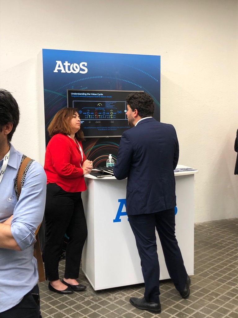 AtosES's tweet photo. Nadie duda de la relevancia del dato en la #transformación de una aseguradora, pero ¿cuál es el camino que has de seguir para extraerle el máximo valor? Atos te acompaña en el journey para ser una aseguradora Data Driven. Te contamos cómo en el evento #GSII22 de @Inese_seguros. https://t.co/eYZVnPD5Op