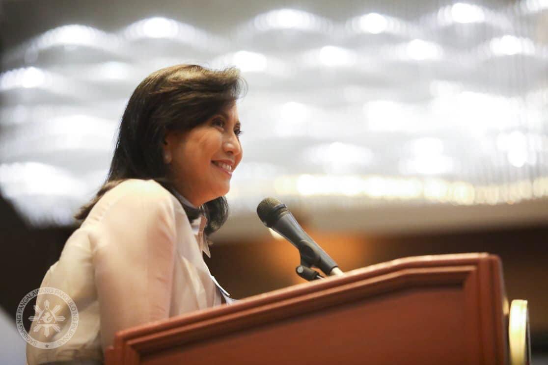 whatsupjared_'s tweet photo. Ma’am @lenirobredo, thank you for showing us that the Office of the Vice President can be more than a ceremonial position and that a national official can reach out to the peripheries — walang malayo o malapit, walang malaki o maliit na pamayanan. https://t.co/u6UOMYoWgX