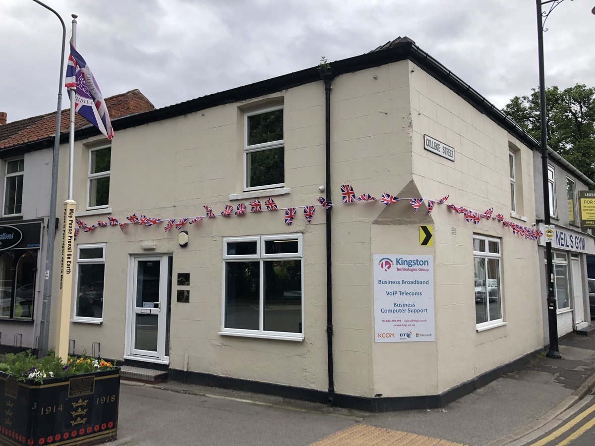 KTGLUK's tweet photo. Our bunting is up and we're looking forward celebrating The Queen's Platinum Jubilee 2022 next week. https://t.co/2kLQsGp25z