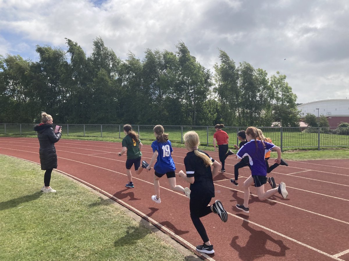 Active_Mid's tweet photo. ACTIVE SCHOOLS EVENTS | ATHLETICS 

Great to be back at our Midlothian Primary Athletics Championships today!🏃🏆 

We’re so impressed by the pupils’ brilliant sportsmanship - lots of positive encouragement between the athletes 🤩🙌

#ActiveSchoolsEvents @sportscotland @midgov https://t.co/D1YbsXgrc5
