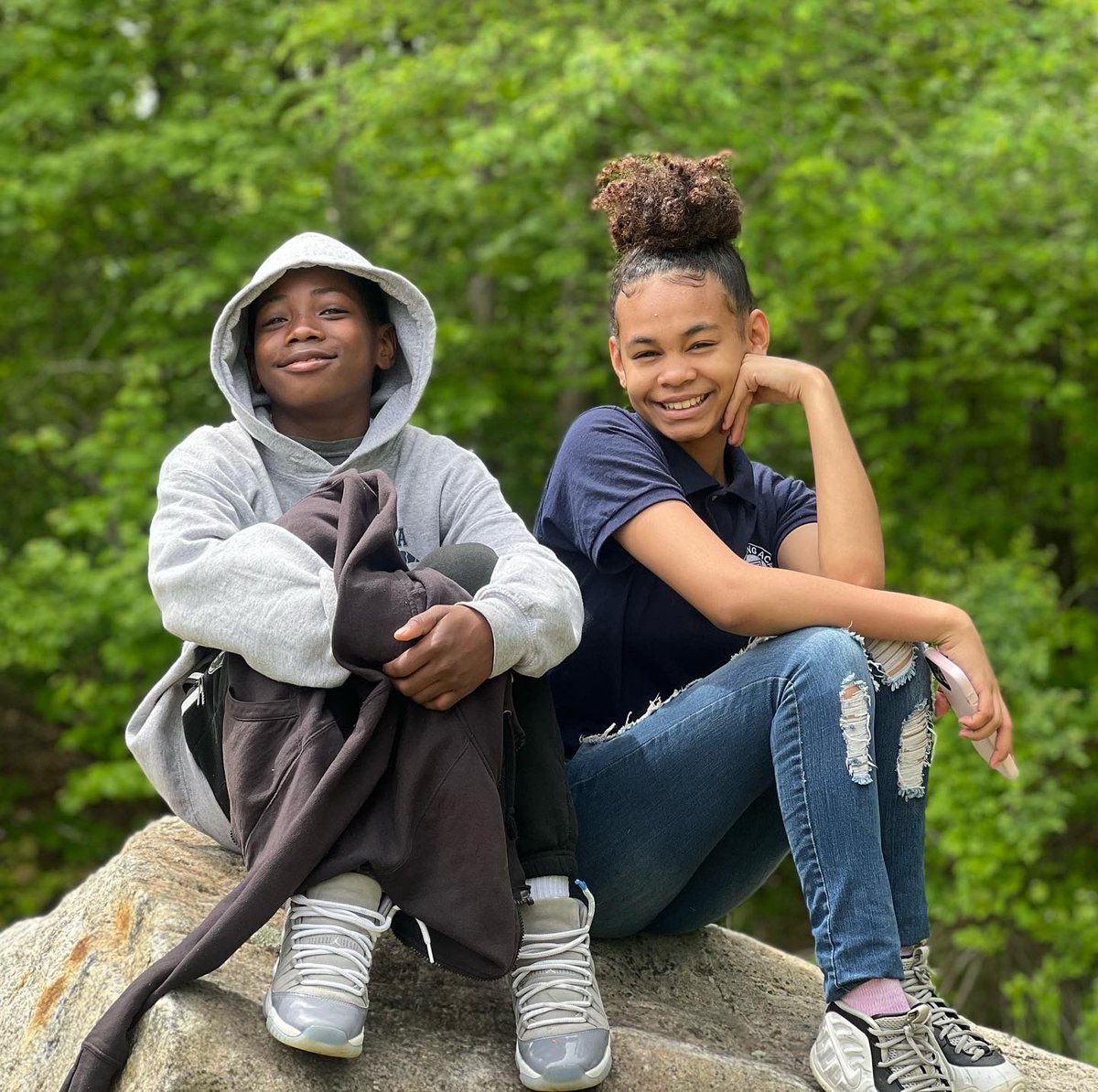 BWA09x323's tweet photo. All smiles at the Taconic Outdoor Educational Center More info at https://t.co/7exGWeS6rE @ucs_uft @CSD9Bronx #NYCDistrict9 #BronxCouncilDistrict16 #BronxCommunityBoard4 @NYCSchools @NYCMayorsOffice @DOEChancellor @nycgov https://t.co/zWfnD4zm9O
