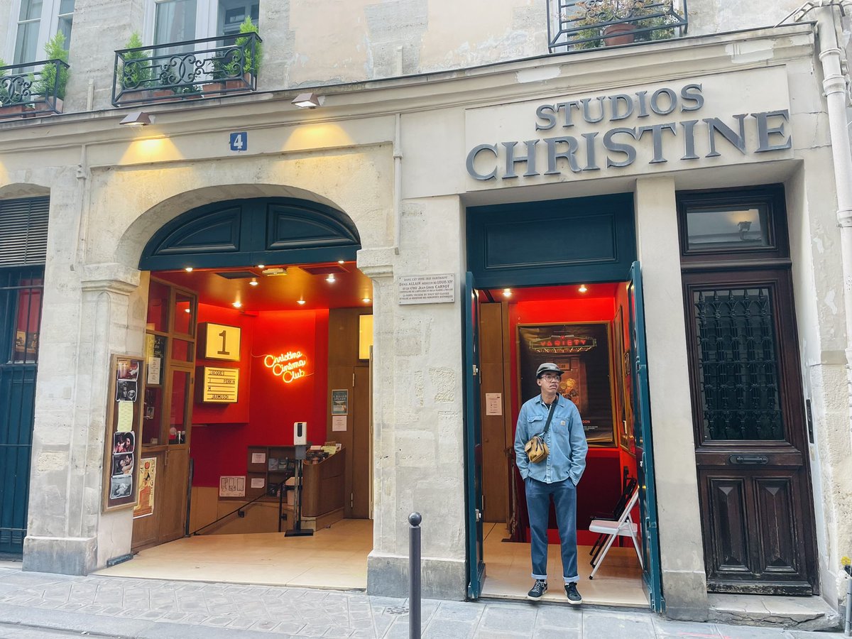 karimmadanioff1's tweet photo. Superbe Part.2 du #SequenceClub hier soir avec @ParisCinemaClub au Christine. Merci au public encore plus nombreux et ce talk 🗣 PIRANHAS de C. Giovannesi 🎥🔥🇮🇹🍿
RDV dans 2 semaines pour le final de ce cycle « L’Enfant du Ghetto » https://t.co/ynwSYoR9t3