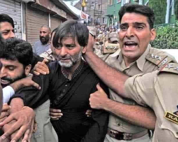 CSSAspirant12's tweet image. We can&apos;t afford to lose you man! You are the real voice of #IIOJK.
#ReleaseYaseenMalik
