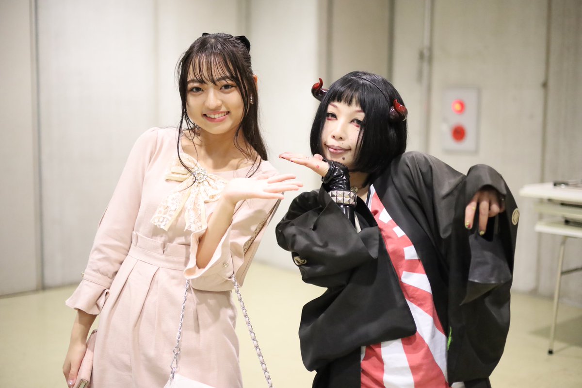 h_habikomochi's tweet image. 2022.05.21.22
デザインフェスタ55
 Rina♪💕&amp;amp;ハビコ
@Rina_piano1111 
可愛かったのよ
またお話したい🥺✨

#designfest #デザインフェスタ #デザインフェスタ55 #暗いブース  #ハララビハビコ #hararabihabiko #東京
#tokyo #HENTAIアーティスト #東京棲んでるガールズ #東京棲んでるガールズ R