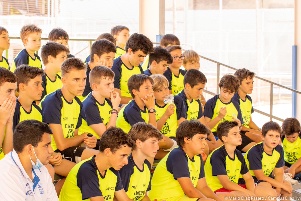 ¡Buenos días futsaler@s! Empiezan a llegar los primeros inscritos del Campus de moda 😜 
Deseando volver a ver estas caras de concentración escuchando a sus ídolos… APRENDIZAJE Y DISFRUTE con nosotros van de la mano 🤝😍⚽️

Enlace de inscripción 👇🏾👇🏾👇🏾👇🏾
forms.gle/d3cHhuS9CQRdZy…