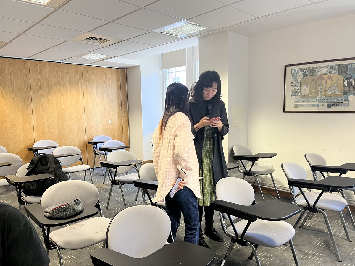 SciSeedlets's tweet photo. #Thaliana game testing underway @KarnikLab !  #GlasgowSciFest and experience Plant Science 🧪 🌱 https://t.co/g5wd6sU1tl