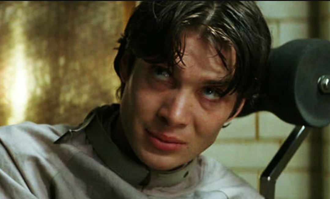 ladbible's tweet photo. Happy Birthday to Cillian Murphy, who turns 46 today.

One of the best actors of his generation.

What is your favourite role of his? https://t.co/rotPtctuf1
