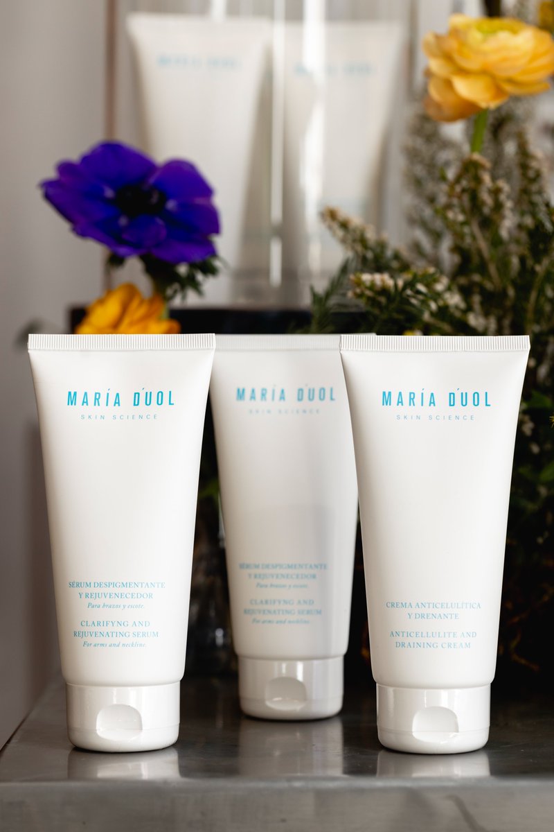 Cada cuál tiene sus indispensables, esos productos que sí o sí tienes que tener en casa.  ¿Cual es el tuyo?

mariaduol.com/categoria-prod…

#SKINCARE #cosmeticacorporal #CienciaParaLaPiel #MariaDuol #CuidaTuPiel #bestseller #adioscelulitis #adiosestrias #SkinScience #MadeInSpain