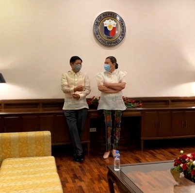 DontMePlease3's tweet photo. Chill lang. 👍😊

#CongratsPresidentBBM 
#CongratsVPIndaySara 

🇵🇭✌️♥️💚👊 https://t.co/KB6UxhWPhP