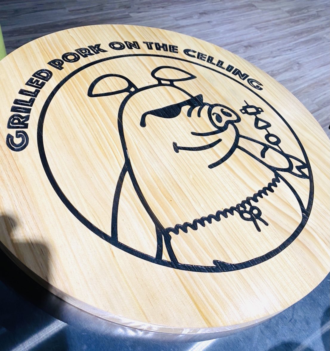 BessDraws's tweet image. So cool to see my design work in the real world. If you’re ever in Porky’s Restaurant in Taiwan, grab a seat 🐷 

#barbecue #resturent #piggy #grilled #logodesigner #lododesign #graghicdesign #designer #NFT #NFTs #NFTartist