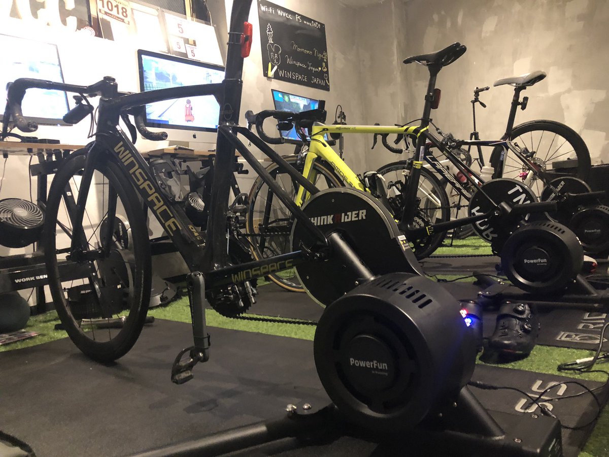 yama200528's tweet photo. WVCC練
ZWIFTきちぃ
関東までに調子あげたい
#WINSPACE #WVCC #T1500 https://t.co/c1nPkodVda