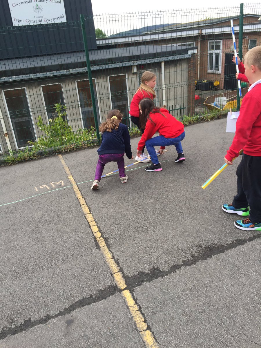 Gwyrosydd2016's tweet photo. Area and Perimeter outdoor learning...#gspnum https://t.co/dqtb4P6Nit